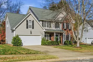 4810 Shadow Pine Dr, Charlotte, NC 28269 - Photo 1