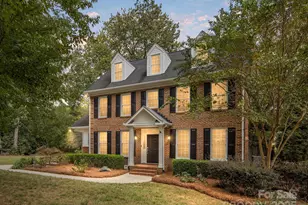 6907 Foxglove Dr, Charlotte, NC 28226 - Photo 1