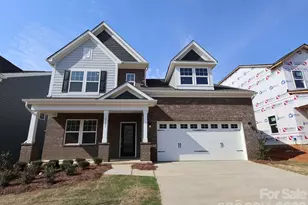 12121 Avienmore Dr, Charlotte, NC 28278 - Photo 1