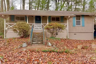 495 Armstrong Ave, Hendersonville, NC 28739 - Photo 1