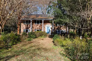 222 Sherwood Cir, Rock Hill, SC 29730 - Photo 1