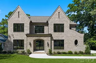 1118 Kingscross Dr, Charlotte, NC 28211 - Photo 1