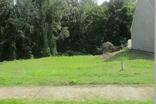 1905 9th Dr, Hickory, NC 28602 - Photo 1