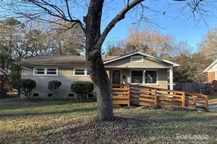 1431 Woodhill Dr, Charlotte, NC 28205 - Photo 1