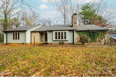 3250 15th Street NE, Hickory, NC 28601 - Photo 1