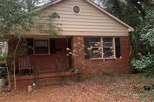 2500 Markham Ct, Charlotte, NC 28205 - Photo 1