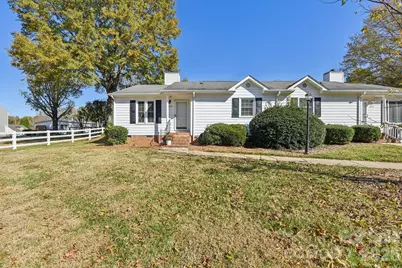 6025 Crape Myrtle Lane, Charlotte, NC 28216 - Photo 1