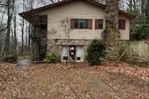 209 Ivy Hill Rd, Hendersonville, NC 28792 - Photo 1