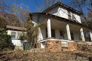 136 Edward Dr, Waynesville, NC 28785 - Photo 1