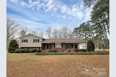 725 Willis Road, Dallas, NC 28034 - Photo 1