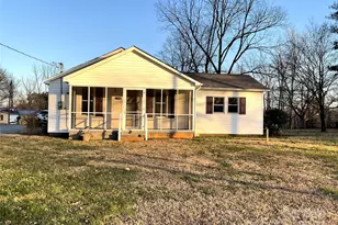 2794 E Nc Hwy 150 Hwy, Lincolnton, NC 28092 - Photo 1