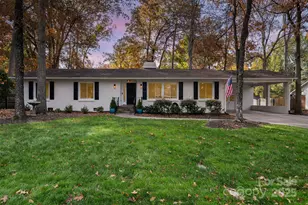 1018 Shady Bluff Dr, Charlotte, NC 28211 - Photo 1