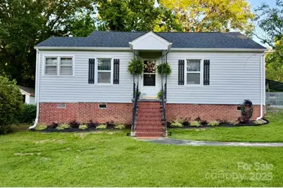 203 Sunset Avenue, Great Falls, SC 29055 - Photo 1