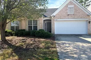 8419 Heron Glen Dr, Charlotte, NC 28269 - Photo 1