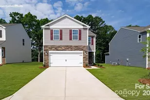1064 20th Ave Loop SE, Hickory, NC 28602 - Photo 1