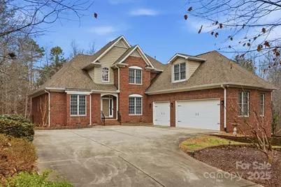 1427 Doe Ridge Lane, Fort Mill, SC 29715 - Photo 1