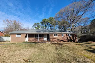 6539 Louglen Cir, Charlotte, NC 28212 - Photo 1