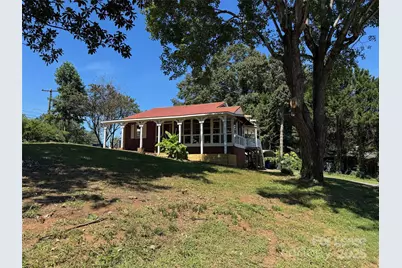 1234 11th Street NW, Hickory, NC 28601 - Photo 1