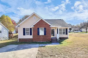 5467 Realtree Ln, Charlotte, NC 28214 - Photo 1