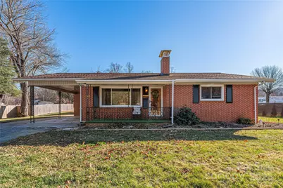 145 Killian Street, Waynesville, NC 28786 - Photo 1