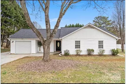 4521 Regal Oaks Road, Gastonia, NC 28056 - Photo 1