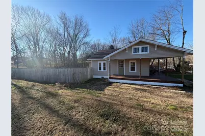 31 Carolina Avenue, Marion, NC 28752 - Photo 1