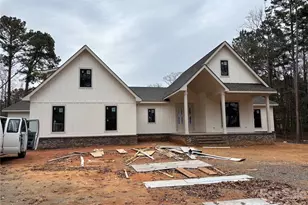 304 Tradition Dr, Mount Gilead, NC 27306 - Photo 1