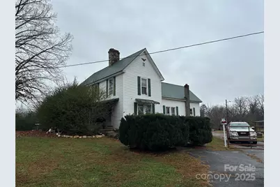 1632 Vein Mountain Road, Nebo, NC 28761 - Photo 1