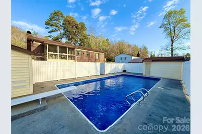 902 Meadowood Drive, Lenoir, NC 28645 - Photo 1