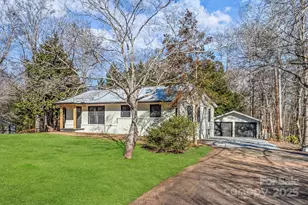 815 Peniel Rd, Columbus, NC 28722 - Photo 1