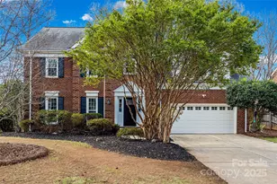 1206 Matthews Plantation Dr, Matthews, NC 28105 - Photo 1