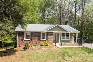 8443 Shiredale Ln, Charlotte, NC 28212 - Photo 1