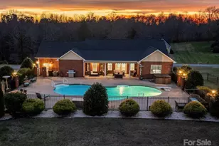 5174 S Oak Cir, Granite Falls, NC 28630 - Photo 1