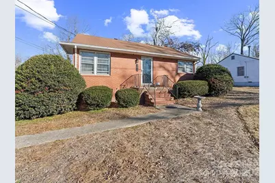 206 Mendenhall Road, Jamestown, NC 27282 - Photo 1