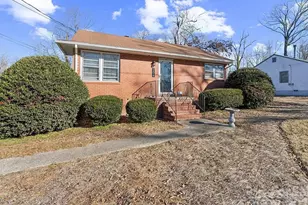 206 Mendenhall Rd, Jamestown, NC 27282 - Photo 1