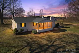 1231 Shiloh Rd, Claremont, NC 28610 - Photo 1