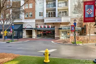 4625 Piedmont Row Dr, Charlotte, NC 28210 - Photo 1