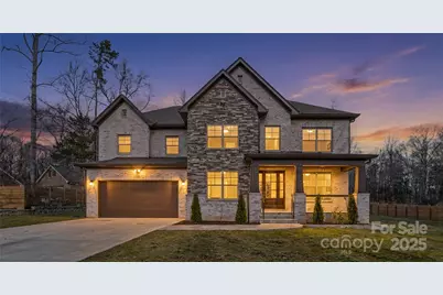8804 Casa Lake Drive, Charlotte, NC 28215 - Photo 1