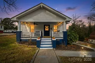 318 N Academy St, Mooresville, NC 28115 - Photo 1