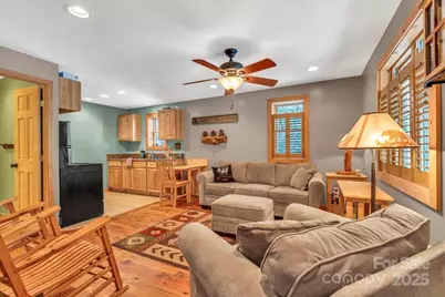 5171 Edgemont Road, Collettsville, NC 28611 - Photo 1