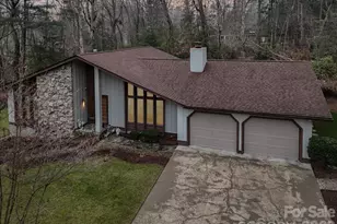 19 Hickory Ct Ln, Hendersonville, NC 28792 - Photo 1