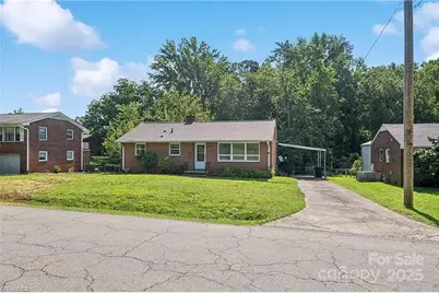 2210 Whitsett Street, Burlington, NC 27215 - Photo 1