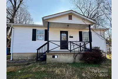 828 Spruce Street, Mooresville, NC 28115 - Photo 1