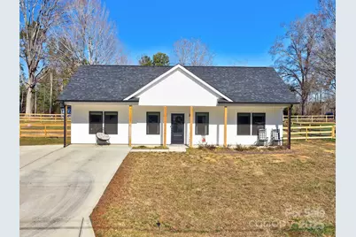 140 Elizabeth Avenue, Salisbury, NC 28144 - Photo 1