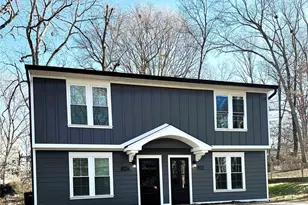 824 Flint St, Lincolnton, NC 28092 - Photo 1