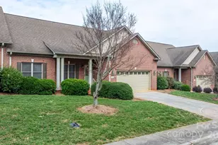 906 3rd St Dr NE, Conover, NC 28613 - Photo 1