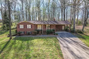 107 W 17th St, Salisbury, NC 28144 - Photo 1