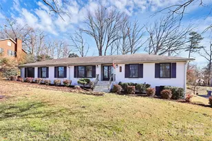 1932 Stoneyridge Dr, Charlotte, NC 28214 - Photo 1