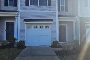 8017 Murray Br Dr, Charlotte, NC 28216 - Photo 1