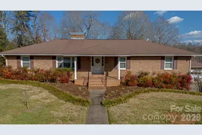 207 Woodlawn Drive, Morganton, NC 28655 - Photo 1